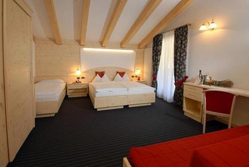 Hotel Flora Alpina Campitello di Fassa Extérieur photo