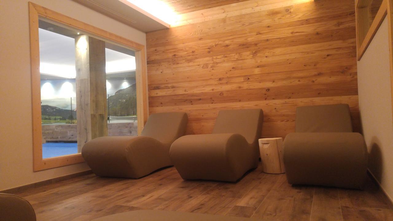 Hotel Flora Alpina Campitello di Fassa Extérieur photo